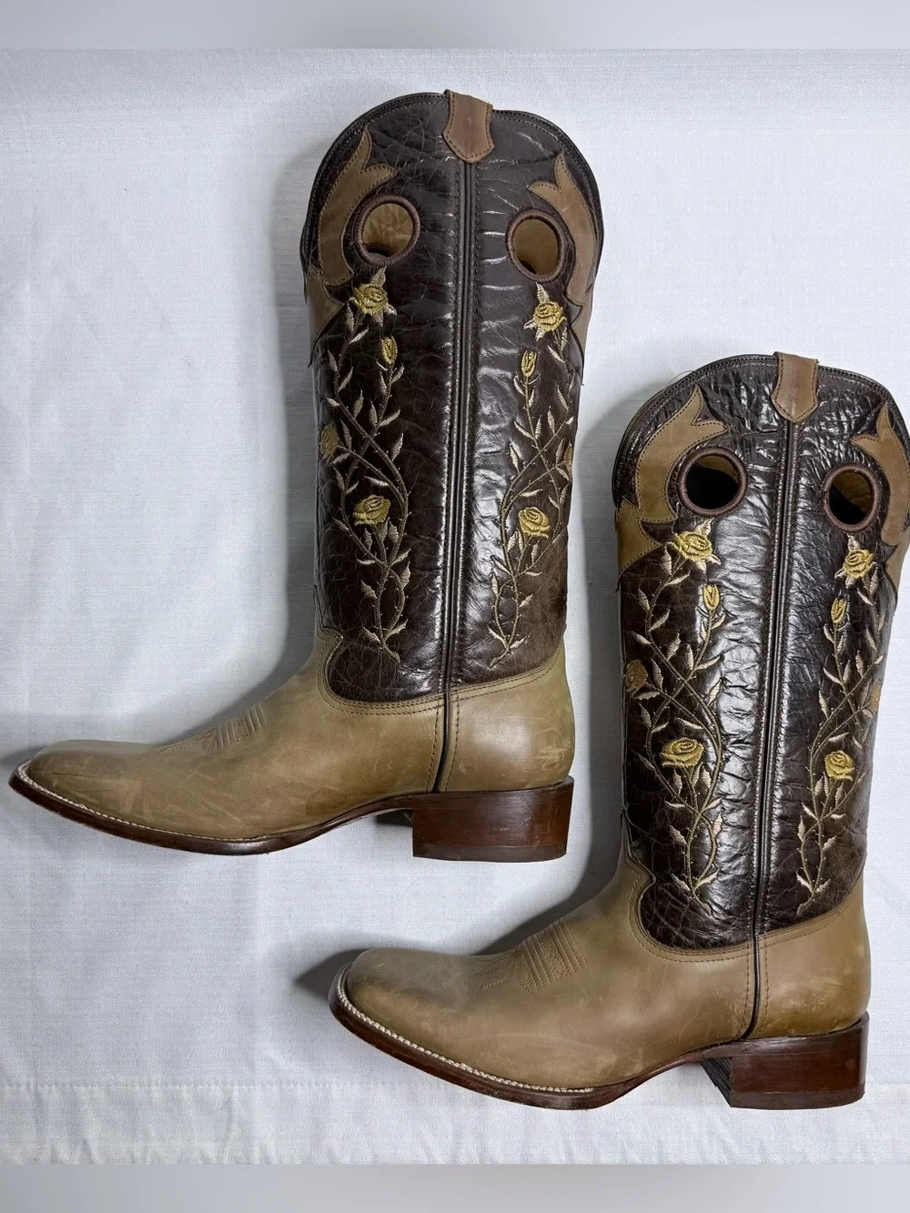Denver Mountain Men’s Western Cowboy Boots Floral Embroidered Leather 10.5
